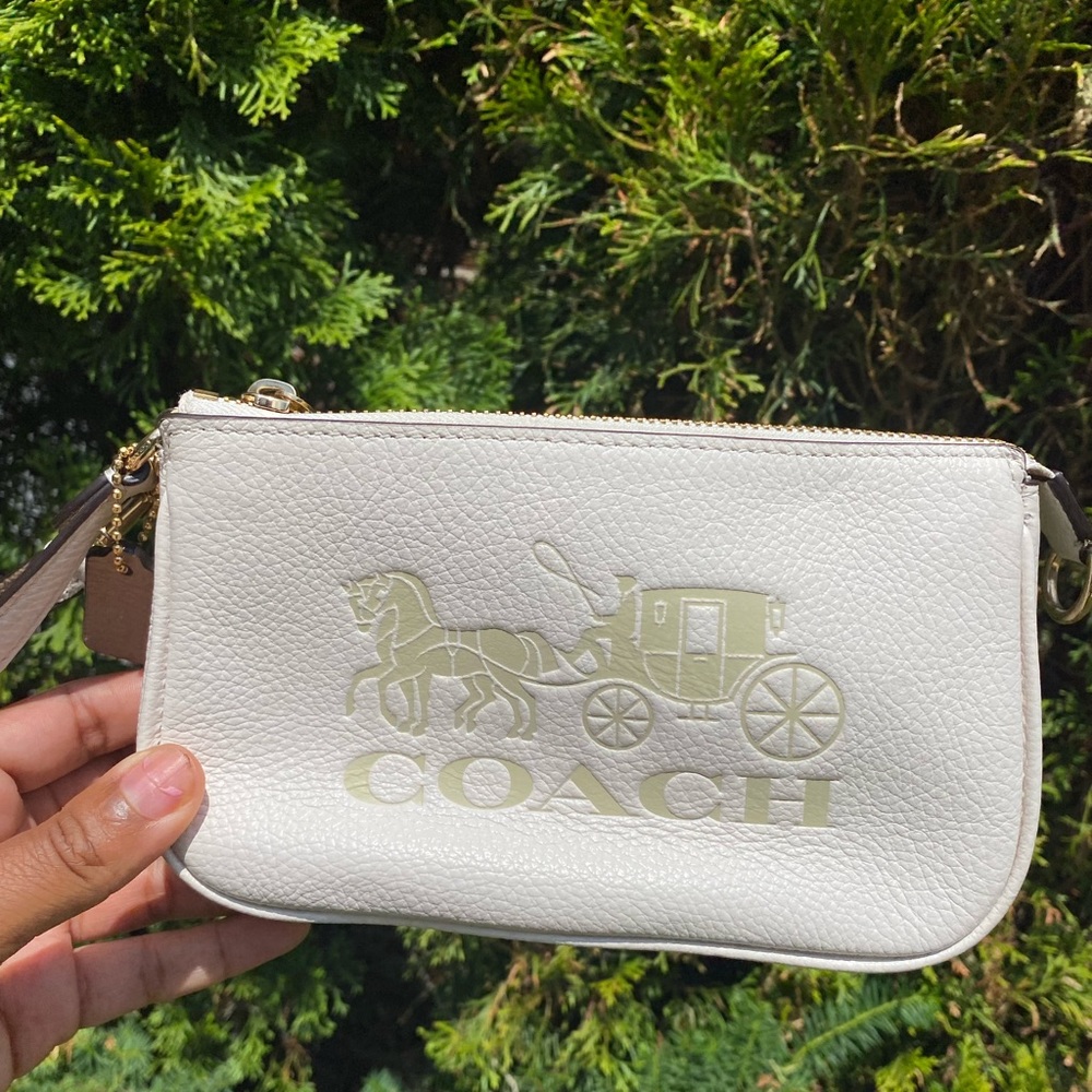❌SOLD ❌Coach Nolita 19’